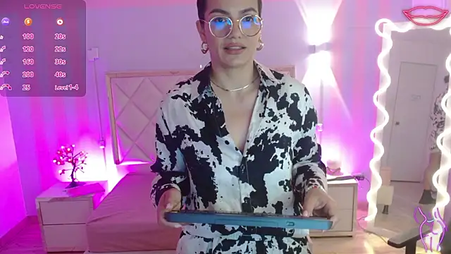 Rosalind tay online show from March 19, 11:32 am