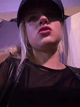 Lolalolypop online show from January 5, 9:51 pm