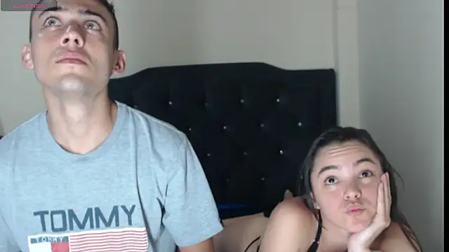 estrellajade online show from March 9, 5:00 am