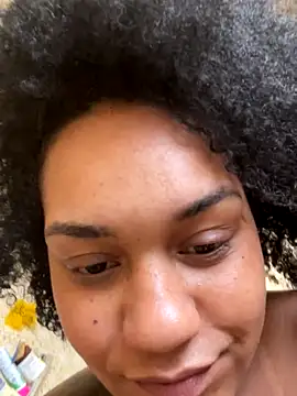 morenaluaa online show from September 15, 6:19 pm