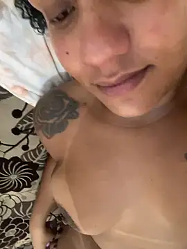 morenaluaa online show from November 5, 2:42 pm