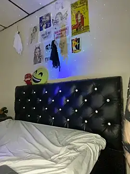 venusobryan 55 online show from November 22, 9:24 pm