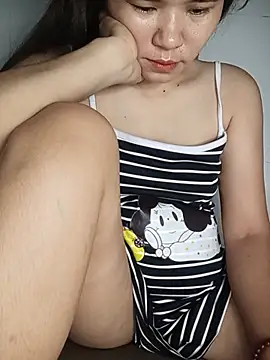 Snapshot of Ladygirl_x chatting on July 9, 7:35 pm Ladygirl x online show from July 9, 7:35 pm