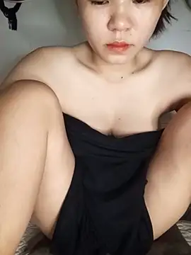 Snapshot of Ladygirl_x chatting on July 10, 5:35 pm Ladygirl x online show from July 10, 5:35 pm