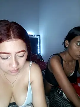 Chloe Sky love online show from March 27, 3:04 am