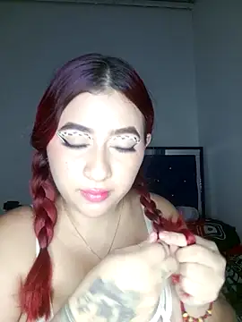 Chloe Sky love online show from November 20, 4:02 am