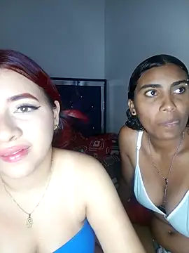 Chloe Sky love online show from October 12, 1:07 am