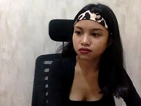 Snapshot of Lovely_angel19 chatting on July 14, 2:05 am Lovely angel19 online show from July 14, 2:05 am