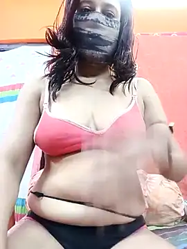 Hotpuja25 online show from March 17, 4:59 am