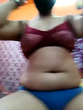 Snapshot of Hotpuja25 chatting on June 28, 4:41 am Hotpuja25 online show from June 28, 4:41 am