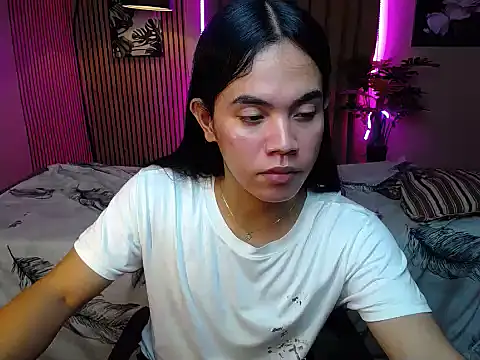 lava lux online show from October 19, 6:10 pm