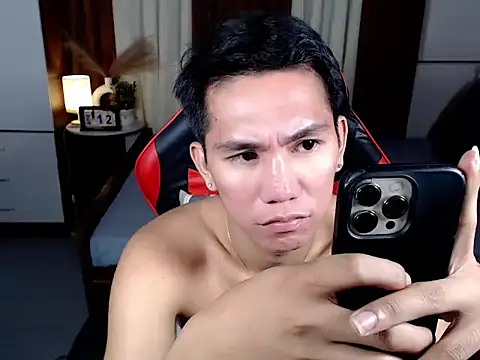 drinkmycumx online show from April 14, 6:35 pm