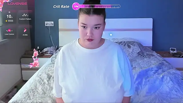 LinaElasm online show from November 19, 7:30 am