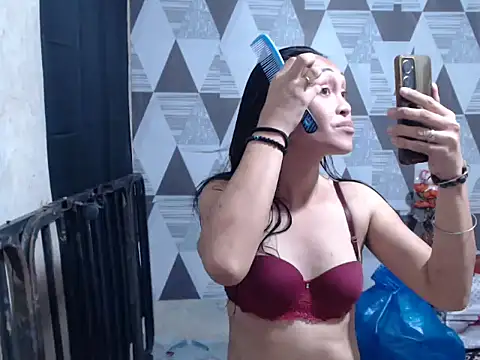 Snapshot of Wiynwyn_Delamerced1989 chatting on March 2, 2:45 am Wiynwyn Delamerced1989 online show from March 2, 2:45 am