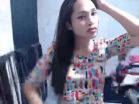 Snapshot of Wiynwyn_Delamerced1989 chatting on July 5, 11:50 am Wiynwyn Delamerced1989 online show from July 5, 11:50 am