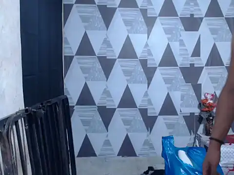 Snapshot of Wiynwyn_Delamerced1989 chatting on February 27, 1:50 am Wiynwyn Delamerced1989 online show from February 27, 1:50 am