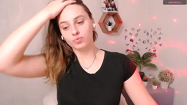 AmandaDimond  online show from October 25, 12:39 pm