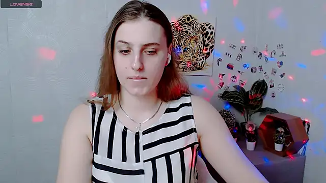 AmandaDimond  online show from February 21, 1:57 pm