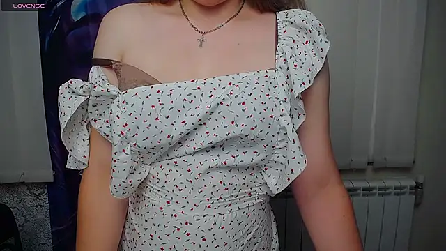 AmandaDimond  online show from June 23, 11:30 am