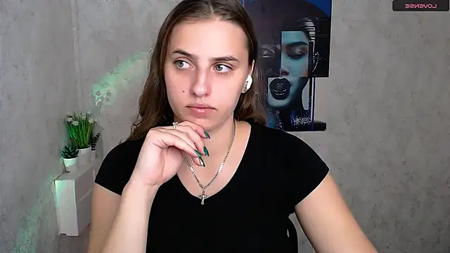 Snapshot of AmandaDimond_ chatting on September 22, 8:31 am AmandaDimond online show from September 22, 8:31 am