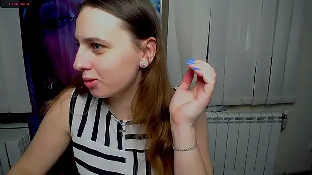 AmandaDimond  online show from March 9, 9:57 am