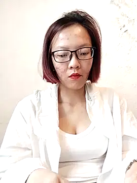 Snapshot of Mint299 chatting on October 14, 5:08 am Mint299 online show from October 14, 5:08 am