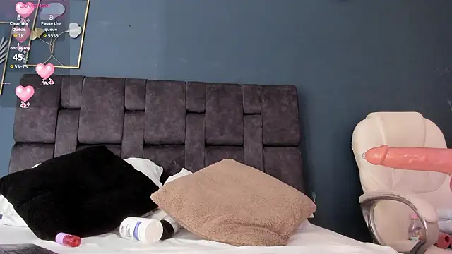 salome-gh online show from March 3, 7:54 pm