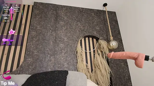 salome-gh online show from April 8, 8:10 pm