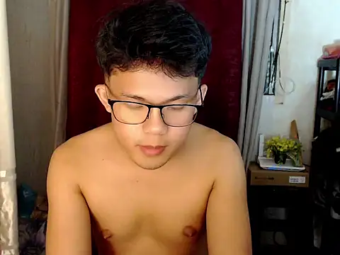 Snapshot of twink_asianbunny chatting on November 7, 1:48 pm twink asianbunny online show from November 7, 1:48 pm