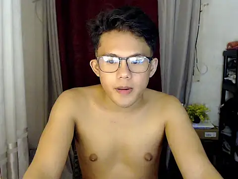 Snapshot of twink_asianbunny chatting on November 12, 4:22 pm twink asianbunny online show from November 12, 4:22 pm