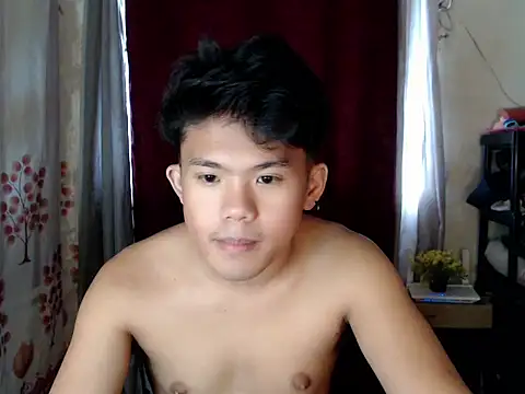 Snapshot of twink_asianbunny chatting on October 25, 5:39 am twink asianbunny online show from October 25, 5:39 am