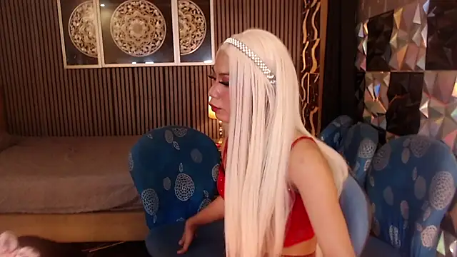 BigCockMaxineTS online show from July 12, 7:53 am