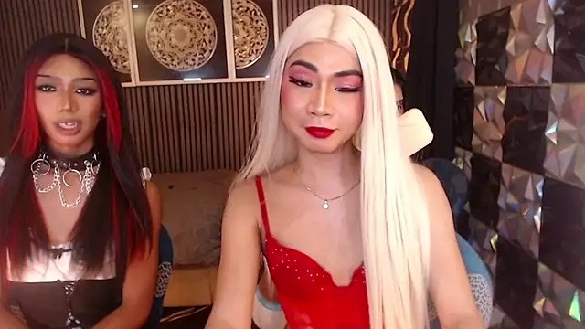 BigCockMaxineTS online show from July 7, 7:06 pm