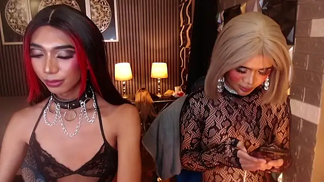 BigCockMaxineTS online show from July 12, 7:58 pm