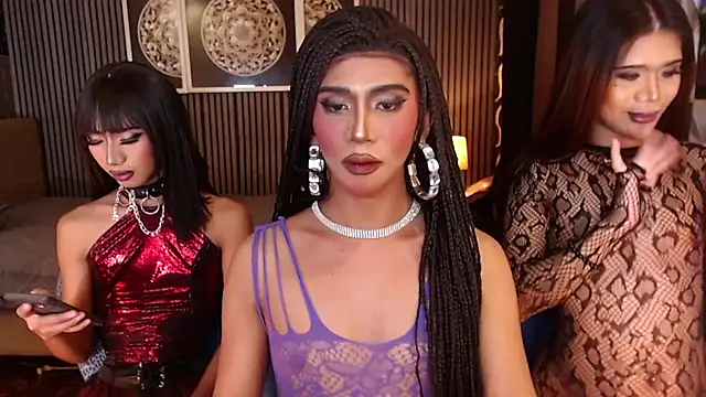 BigCockMaxineTS online show from July 15, 7:21 pm