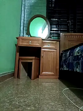 SexyQueen99 online show from April 15, 9:48 pm