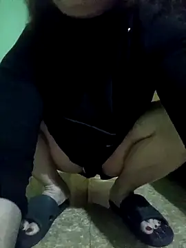 SexyQueen99 online show from March 14, 9:54 pm