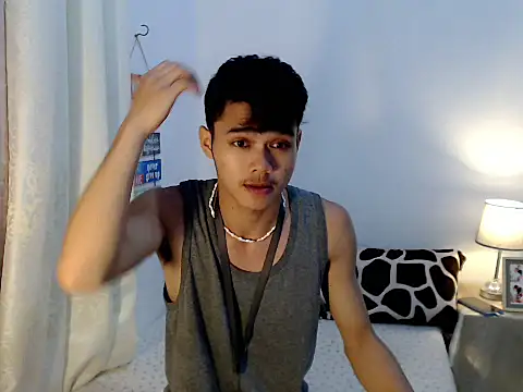 Snapshot of hot_asian01 chatting on December 1, 1:12 pm hot asian01 online show from December 1, 1:12 pm