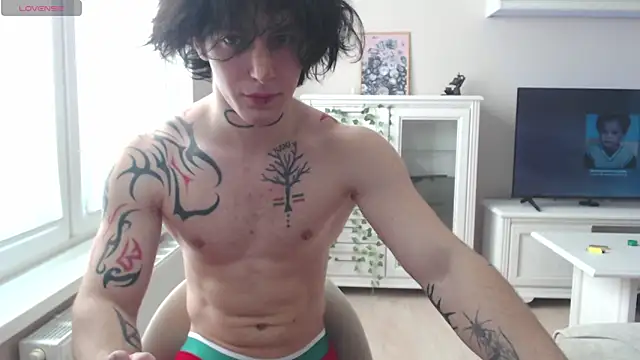 Brendan  Piks online show from March 22, 8:27 am