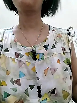 love sexy090 online show from May 18, 12:11 am