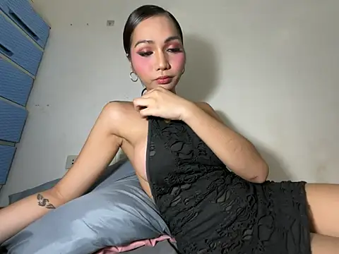 nikita morris online show from May 31, 2:50 am