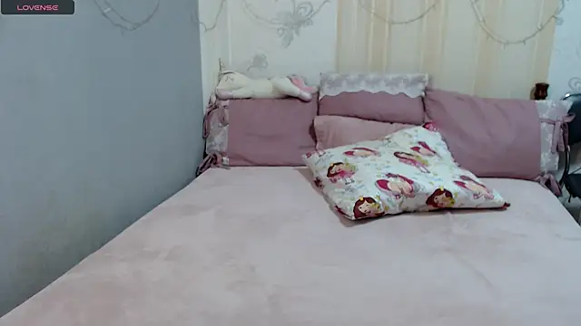 Snapshot of Sasha_cherry chatting on September 11, 12:16 pm Sasha cherry online show from September 11, 12:16 pm