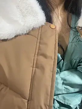 Snapshot of Mina048 chatting on February 1, 9:57 pm Mina048 online show from February 1, 9:57 pm