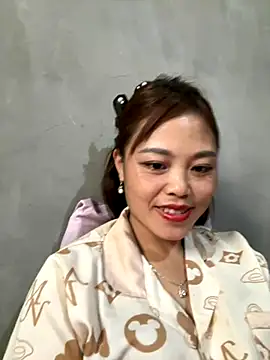 Snapshot of MychuSweet chatting on November 20, 6:36 am MychuSweet online show from November 20, 6:36 am