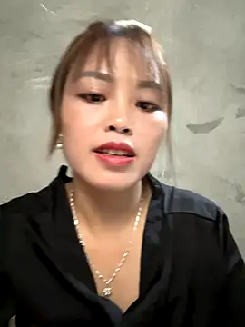 Snapshot of MychuSweet chatting on October 24, 4:00 am MychuSweet online show from October 24, 4:00 am