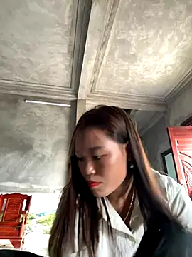 Snapshot of MychuSweet chatting on October 17, 6:50 am MychuSweet online show from October 17, 6:50 am