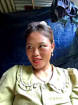 Snapshot of MychuSweet chatting on October 6, 2:57 am MychuSweet online show from October 6, 2:57 am