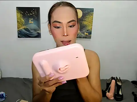 Savanna White online show from November 9, 12:14 am