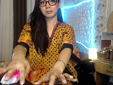 Snapshot of Alluring_Ashley chatting on September 26, 9:21 pm Alluring Ashley online show from September 26, 9:21 pm