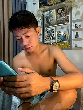 Snapshot of xshyboyx chatting on September 13, 4:29 pm xshyboyx online show from September 13, 4:29 pm